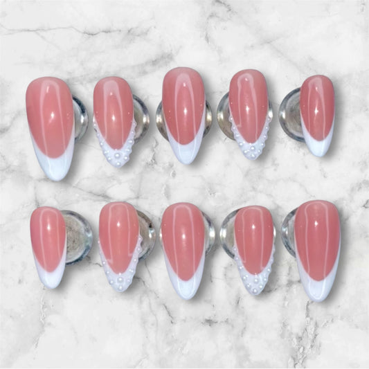 White Frenchie Pearl Nail Set